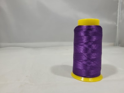 HILO DE BORDAR A MAQUINA PETUNIA MORADO 55781