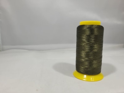 HILO DE BORDAR A MAQUINA PETUNIA  VERDE MUSGO 56341