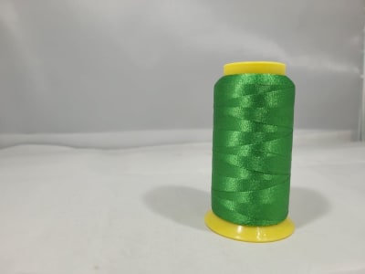 HILO DE BORDAR A MAQUINA PETUNIA VERDE CLARO 5687