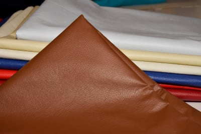 TELA CUERINA COLOR BEIGE OSCURO 06