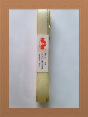 CINTA SATIN BORDE DORADO 1.5 CM CREMA