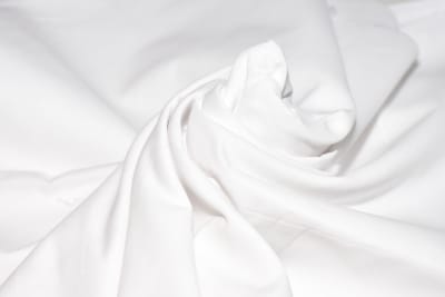 TELA CREA 144 HILOS COLOR BLANCO 01