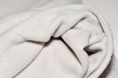 TELA POLAR COLOR GRIS PERLA 034