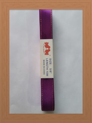 CINTA SATIN BORDE DORADO 1.5 CM MORADO