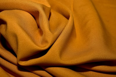 TELA BI STRETCH COLOR MOSTAZA 35