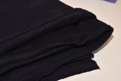 TELA POLAR COLOR NEGRO 16