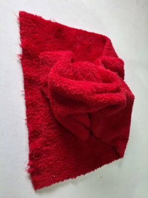 TELA CORDERITO COLOR ROJO