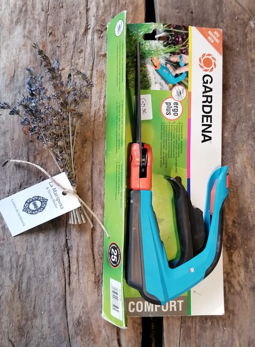 Tijeras Cortacesped Gardena1