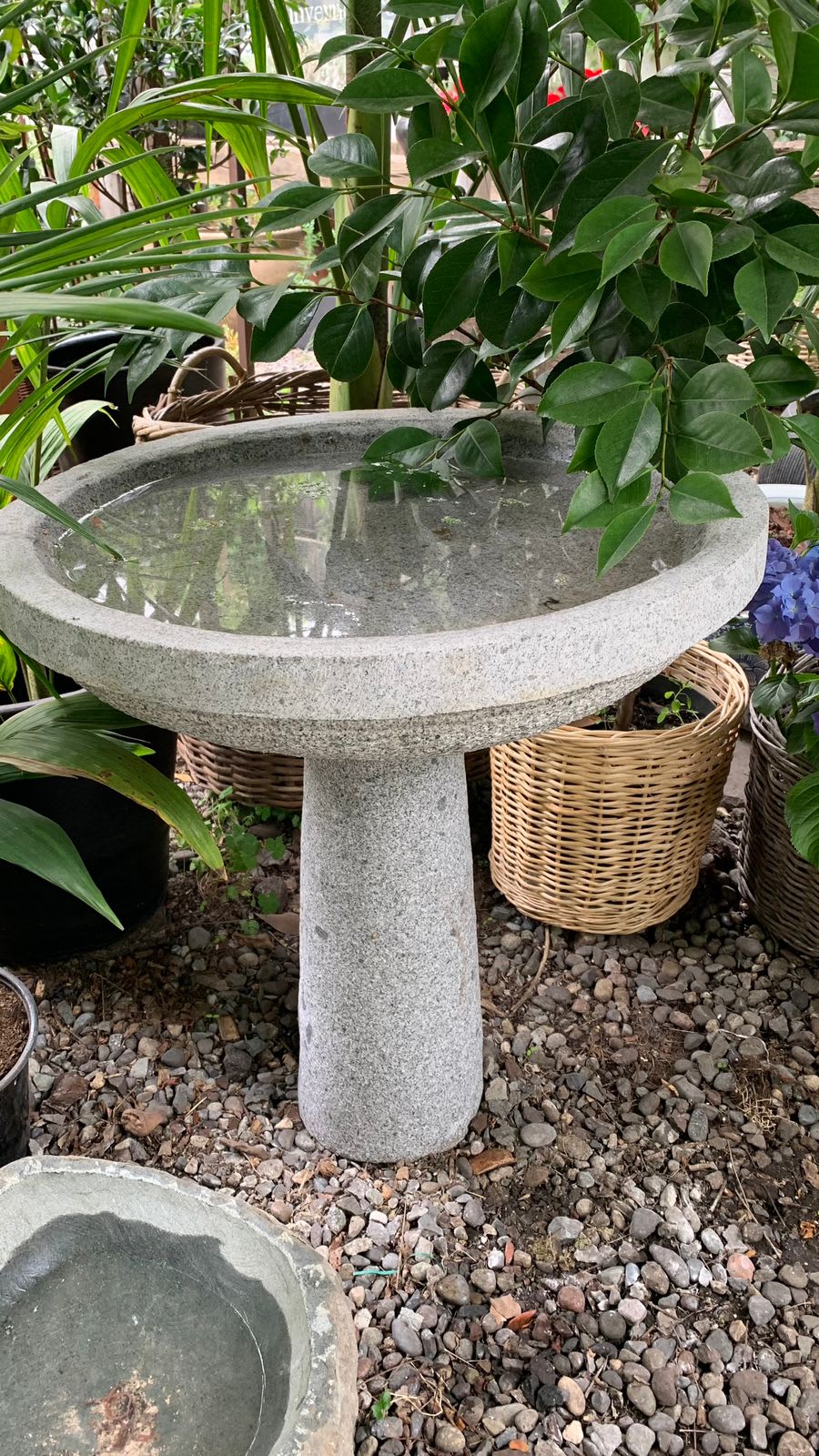 Pileta de granito 45x80