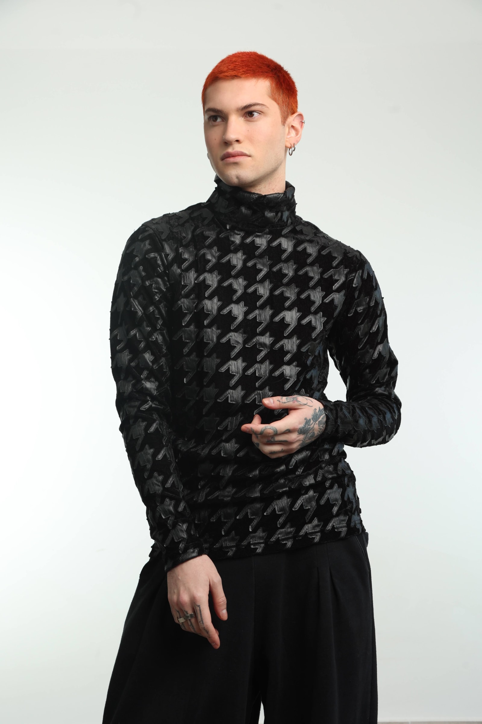 Beatle Jacquard Black1