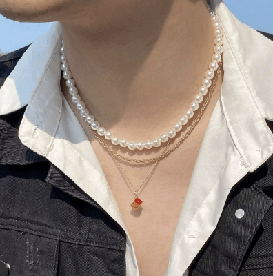 Collar Triple Dado Gold