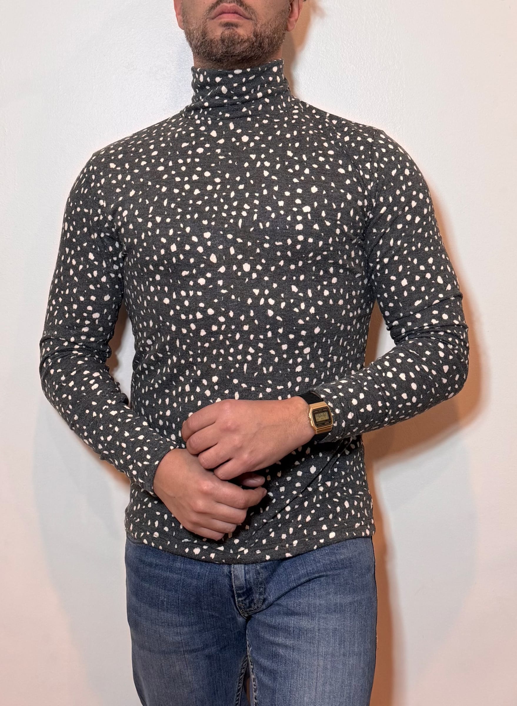 Beatle Lanilla Gris con Pintas Blancas1