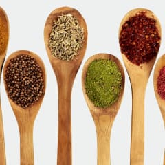 Reducir el consumo de sodio para la salud del corazón, el cerebro y los riñones