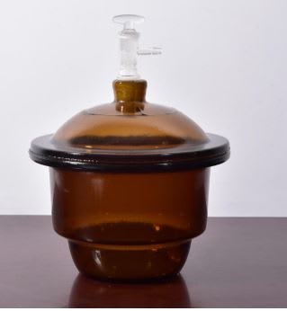 Desecador Ámbar de Vidrio con Llave para Vacío (Inc. IGV)1