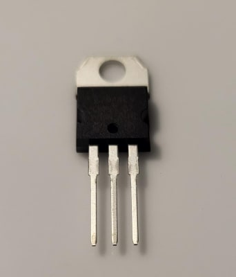 TRANSISTOR L7808CV (Inc. IGV)1