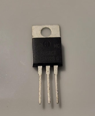 REGULADOR MC7915ACT(Inc. IGV)