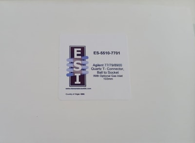 Conector en T de cuarzo de 103 mm con opción de entrada de gas y conexión esférica (macho-hembra) 12/5 para ICP-MS Agilent 7700/7900/8900. (INC IGV)