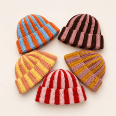 Kit gorrito de rayas