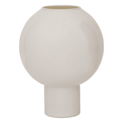 VASE VAN