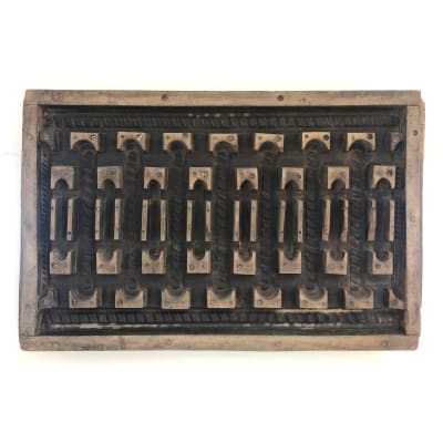 ESCULTURA FORMA STICKS EN MADERA AÑO 1921 VINTAGE