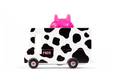 MOO Milk Van2