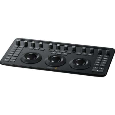 Blackmagic Design DaVinci Resolve Micro Color Panel1