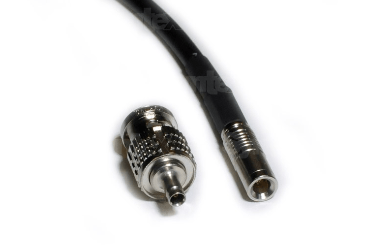 Canare BCP-DCJ Mini DIN 1.0/2.3 to BNC M adaptor1
