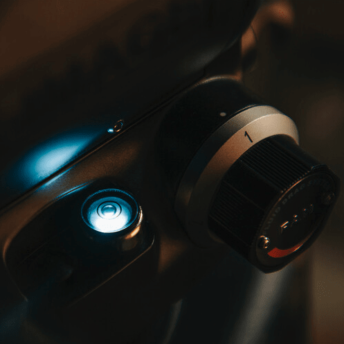 E-Image KIT Trípode de Fibra de Carbono de 3 Etapas con Cabezal Fluido y Bola Niveladora de 100mm (Carga Útil 22 Kg.)2