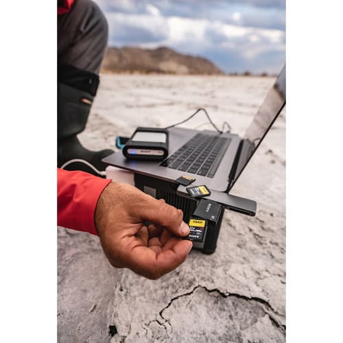 Sony 32GB SF-G TOUGH Series UHS-II SDHC Memory Card2