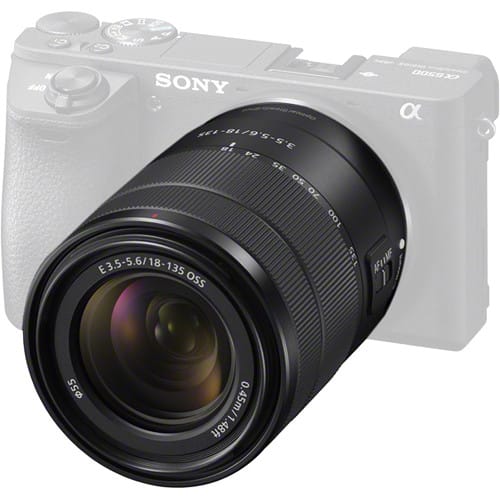 Sony Montura tipo E, formato APS-C, Lente de zoom estándar de 7,5x, compacto y ligero2