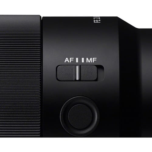 Sony FE 50mm f/2.8 Macro Lens2