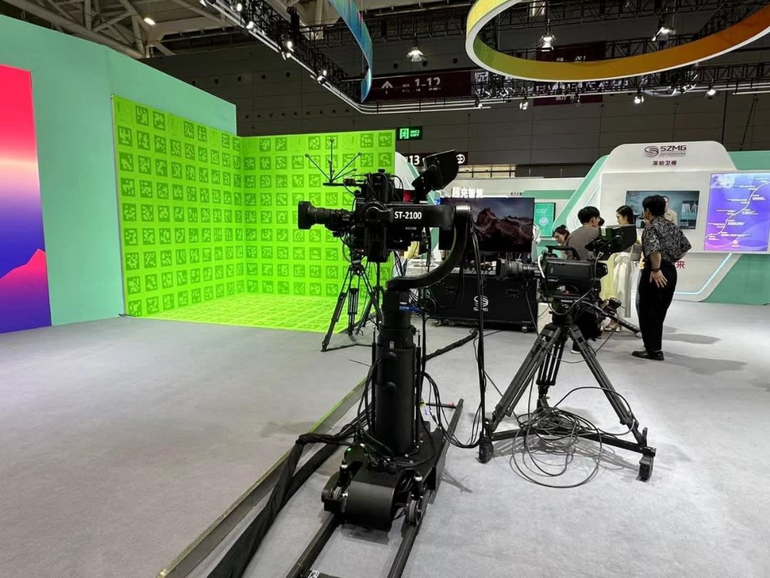 STVIDEO Plataforma rodante Motorizada4