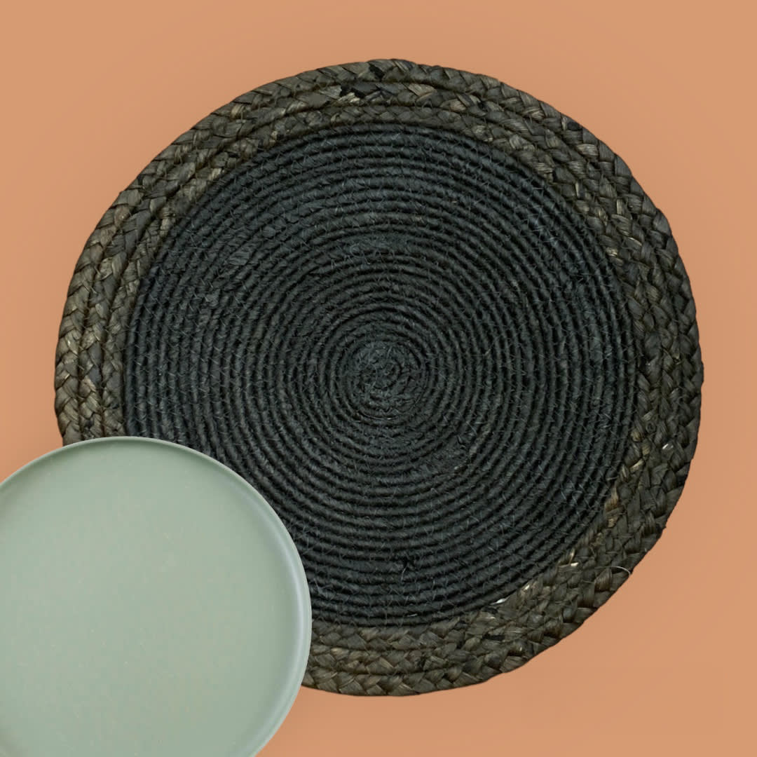 Individual fibra negro