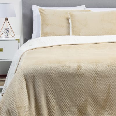 Cubrecama Flannel Sherpa Beige 2 Plazas1