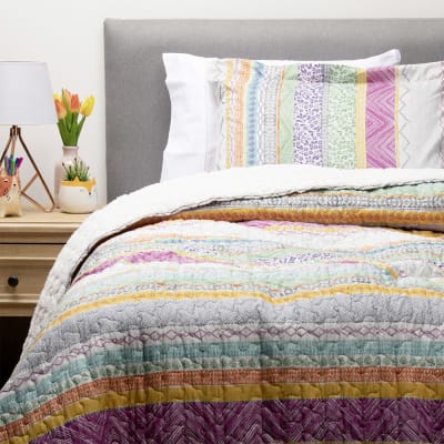 Cubrecama Estampado Sherpa Single Arcoíris1