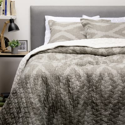 Cubrecama Estampado Sherpa Doble Gris1