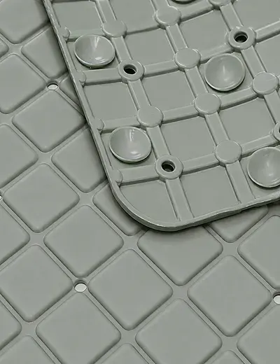 PISO DE BAÑO RECTANGULAR ANTIDESLIZANTE GRIS1