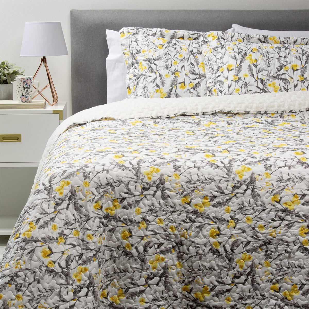 Cubrecama Estampado Sherpa Amarillo/Gris King | OhZar