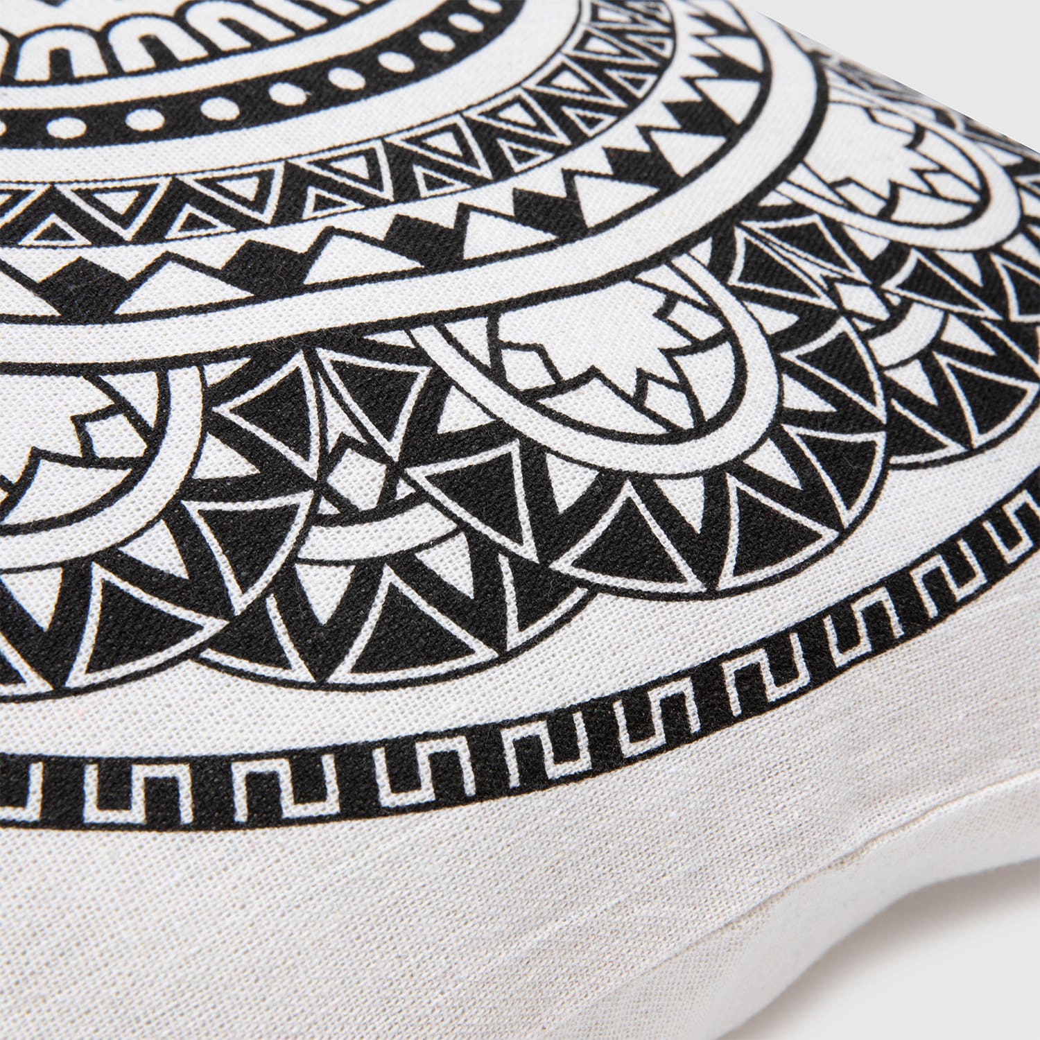 Cojín estampado mandala