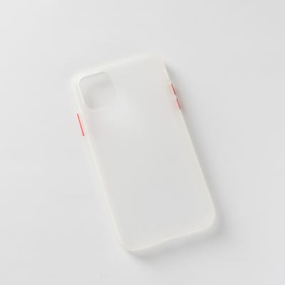 BORDE COLOR REFORZADA BLANCA IPHONE 11