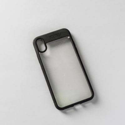 AUTO FOCUS TRANS + BORDE NEGRO IPHONE X/XS