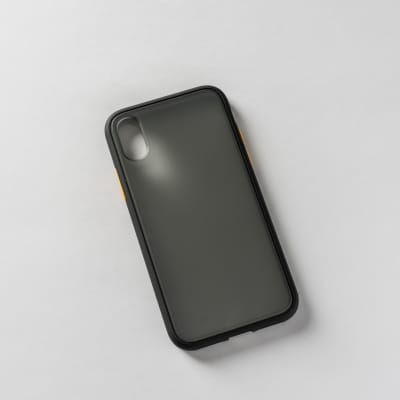 BORDE COLOR REFORZADA NEGRO IPHONE X/XS
