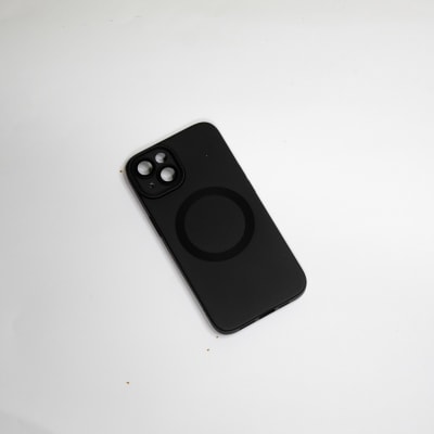 SILICONA MAGSAFE Y PROTECTOR DE CÁMARA -  NEGRO IPHONE 13