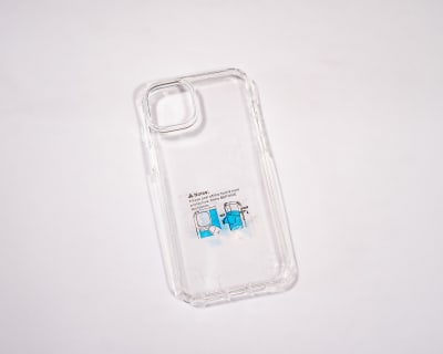 TRANSPARENTE REFORZADA IPHONE 14 PLUS