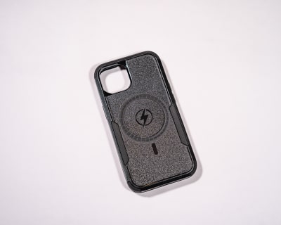 ANTIGOLPES 2 MAGSAFE ALTA PROTECCION NEGRO IPHONE 14
