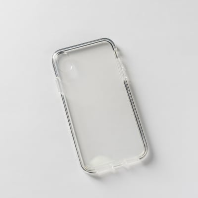 BLANDA TRANS + BORDE NEGRO IPHONE XR
