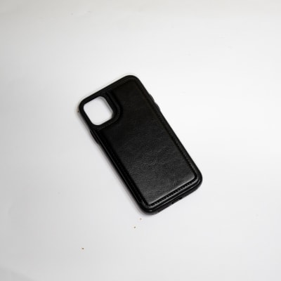 CARCASA TIPO BILLETERA CUERPO MAGNÉTICA IPHONE 13