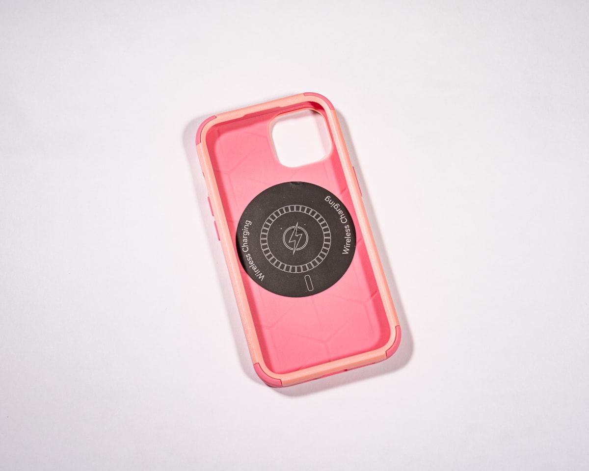 ANTIGOLPES 2 MAGSAFE ALTA PROTECCION ROSADO IPHONE 149