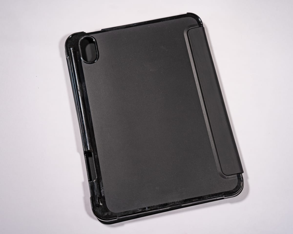 MAGNETICA CON TAPA DE CUERO NEGRO IPAD MINI 4TA/5TA GENERACION3