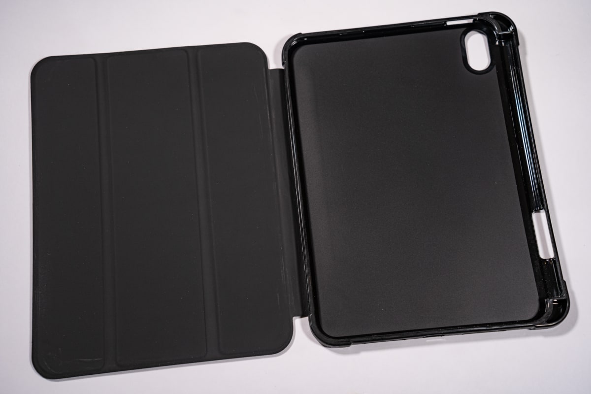 MAGNETICA CON TAPA DE CUERO NEGRO IPAD MINI 4TA/5TA GENERACION1